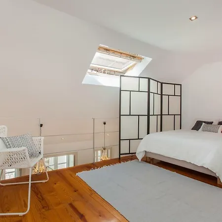 Dream Chiado And Free Pick Up By Timecooler Appartamento *